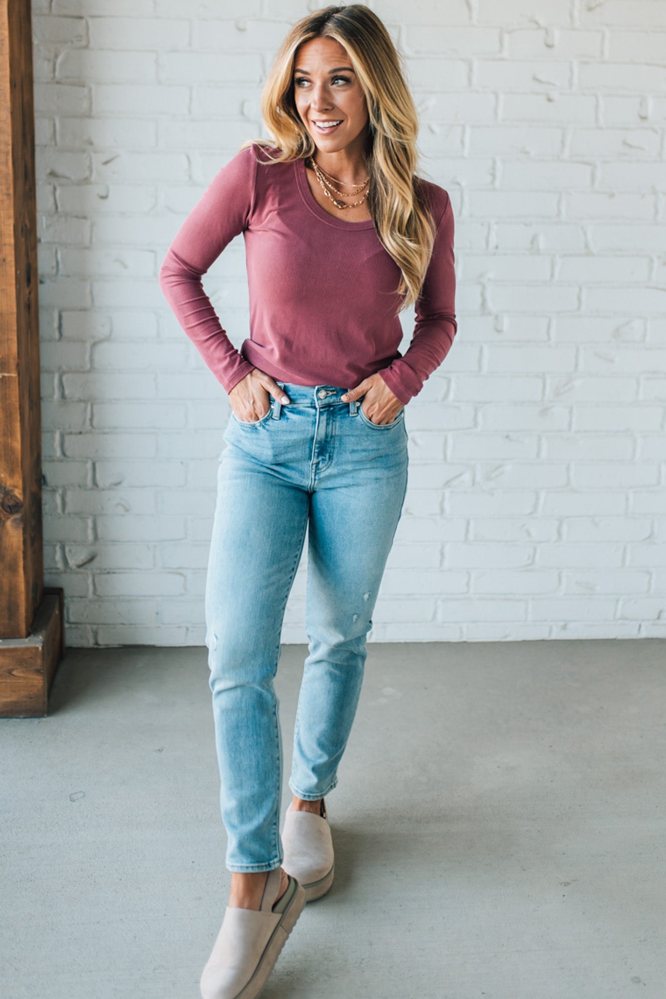 Reena Ribbed Round Neck Top